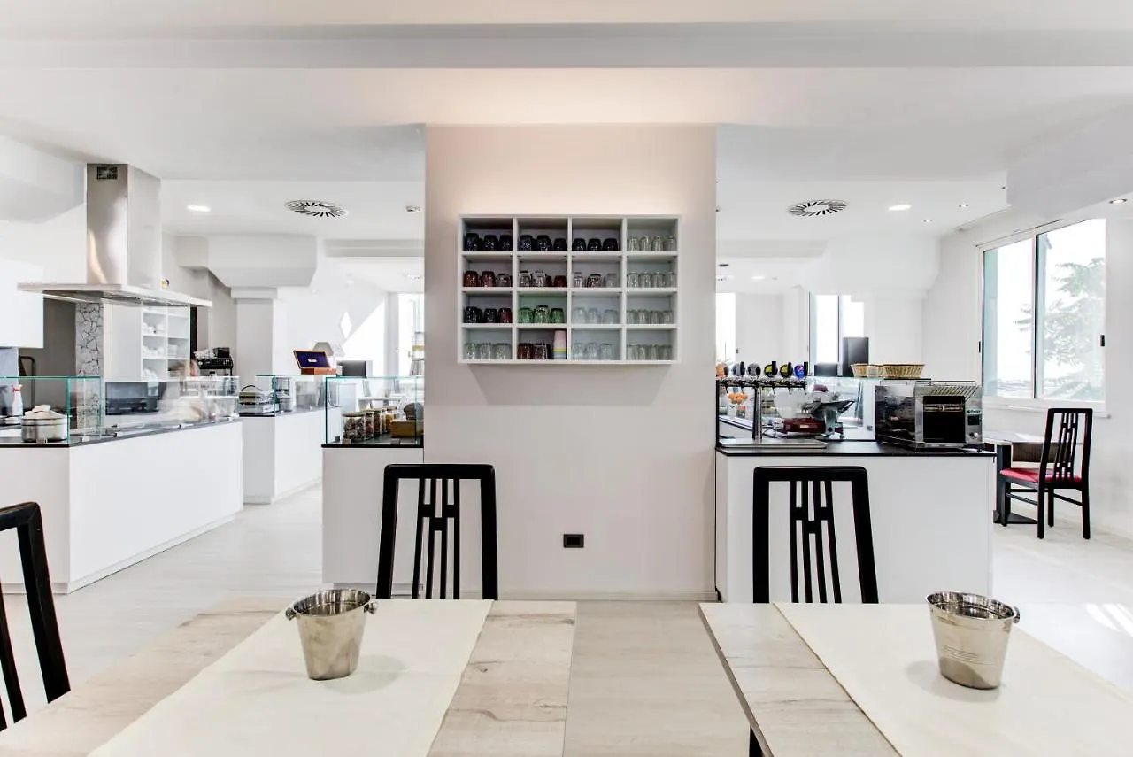 Hotel Vela d'Oro Rimini