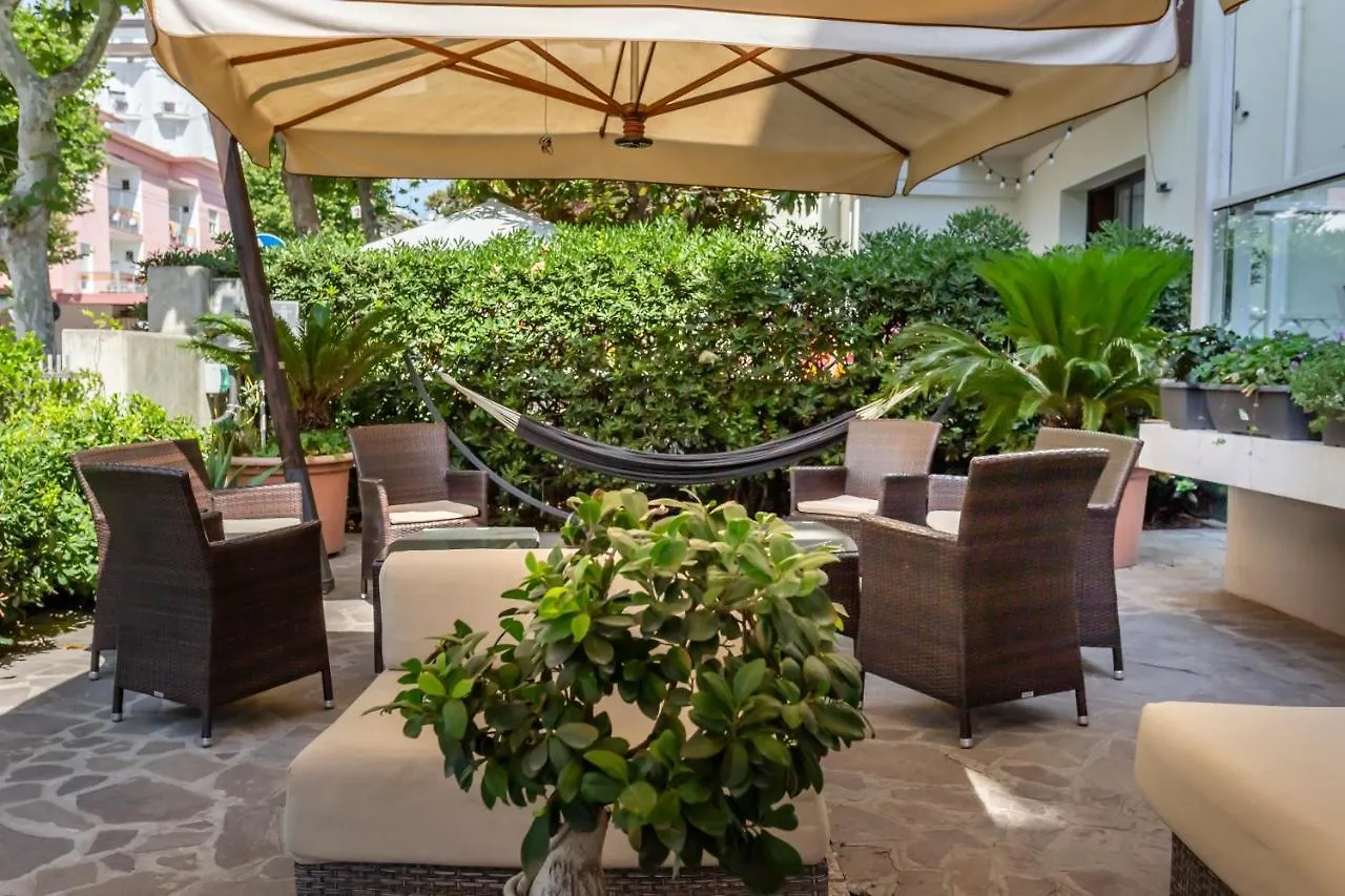 Hotel Vela d'Oro Rimini 3*,